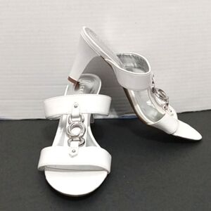 NICKELS WHITE & SILVER MULE SANDALS NWOT SIZE 8.5